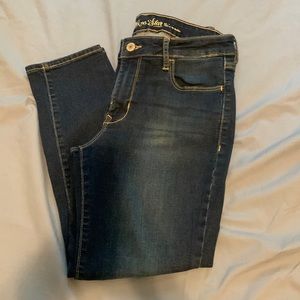 Old Navy Rock Star Stretchy Crop Denim